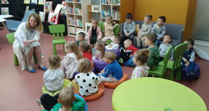 Miniaturka dla Motylki w bibliotece